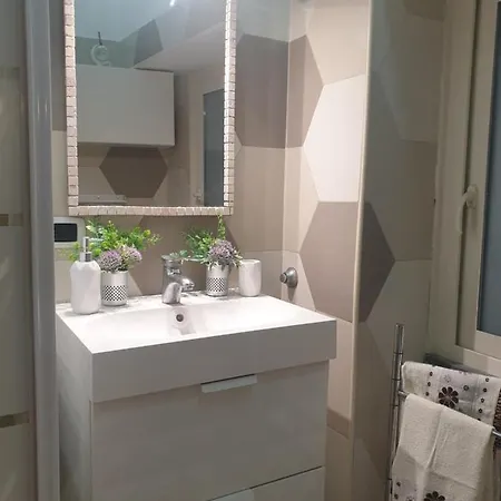 La Tana Del Viaggiatore, Parcheggio Gratuito Apartment *